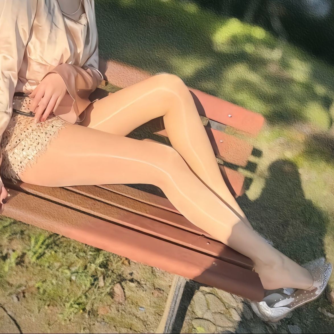 Aura Sheer Shine Stockings