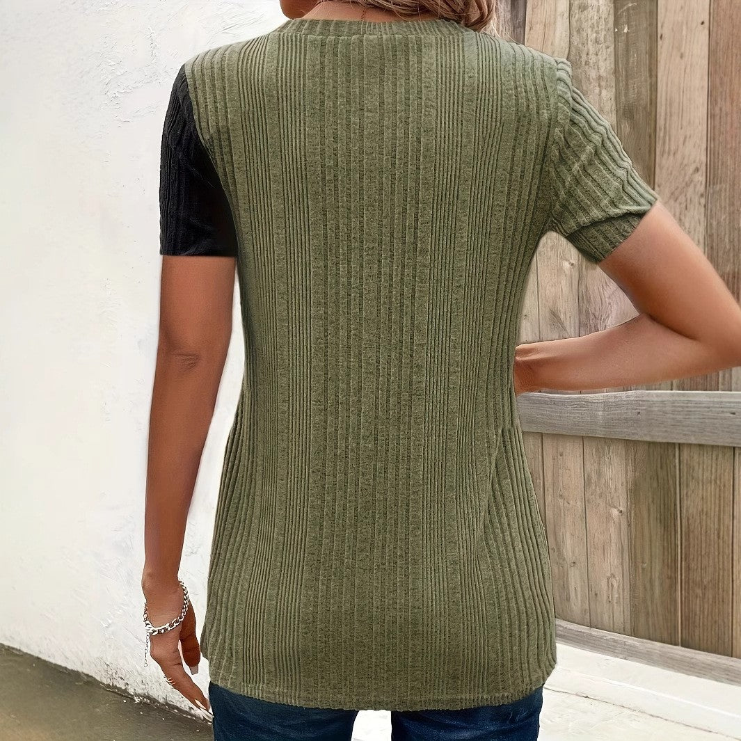 Evora Contrast-Button Pullover